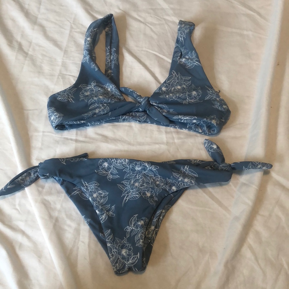 Billabong swimsuit
